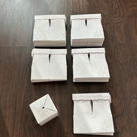 Wedding Giftbox Candy Box Accesorry Box - Picture 4 of 4